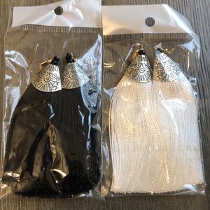 Lot of 2 Tassel earrings